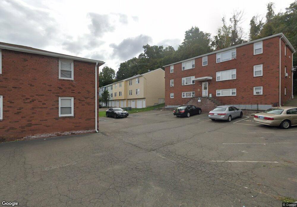 998 Campbell Ave unit 11, West Haven, CT 06516 - photo 1