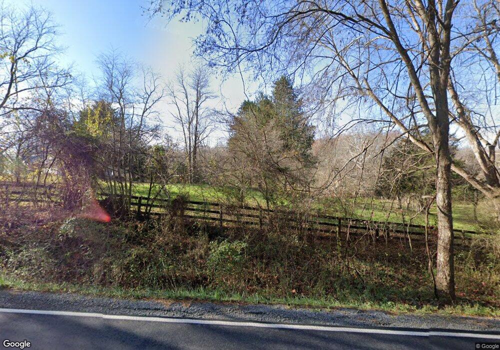 8317 Opal Rd, Warrenton, VA 20186 - photo 1