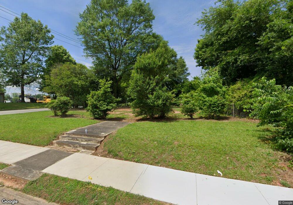 202 N Cliff St, Carrollton, GA 30117 - photo 1