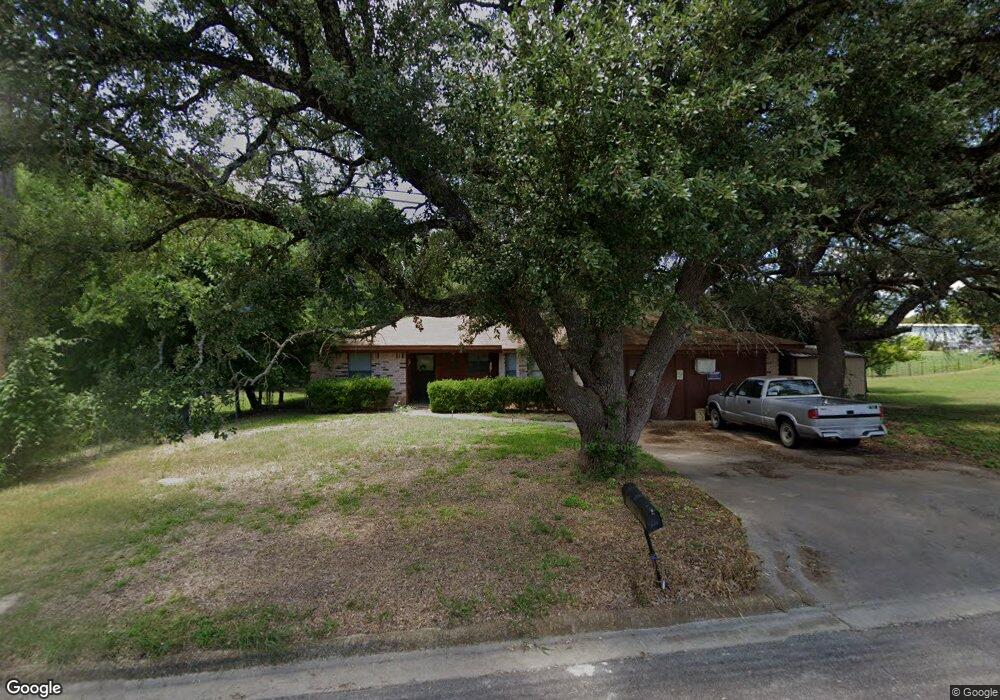 142 Hawk Ln, Kempner, TX 76539 - photo 1