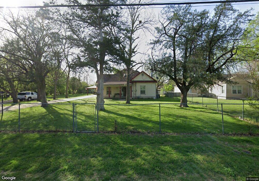 1107 W Lampasas St, Ennis, TX 75119 - photo 1