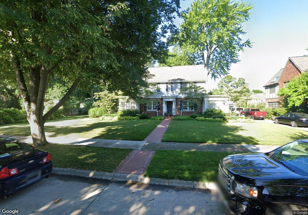 439 University Place, Grosse Pointe, MI 48230 - photo 1