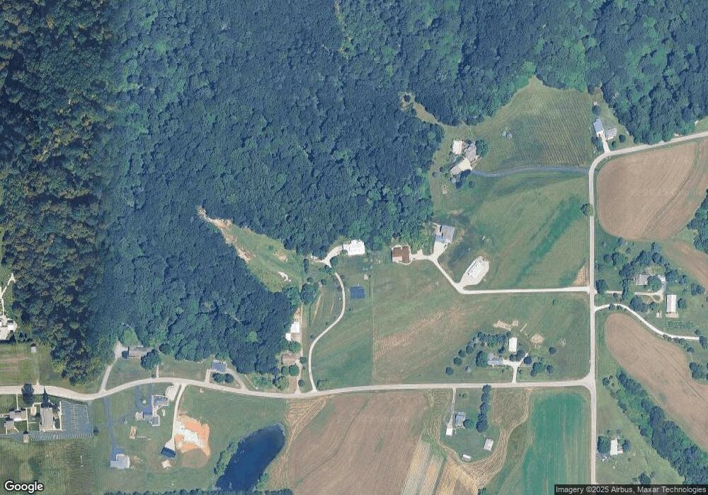 8101 Saint Johns Rd, Floyds Knobs, IN 47119 - photo 1