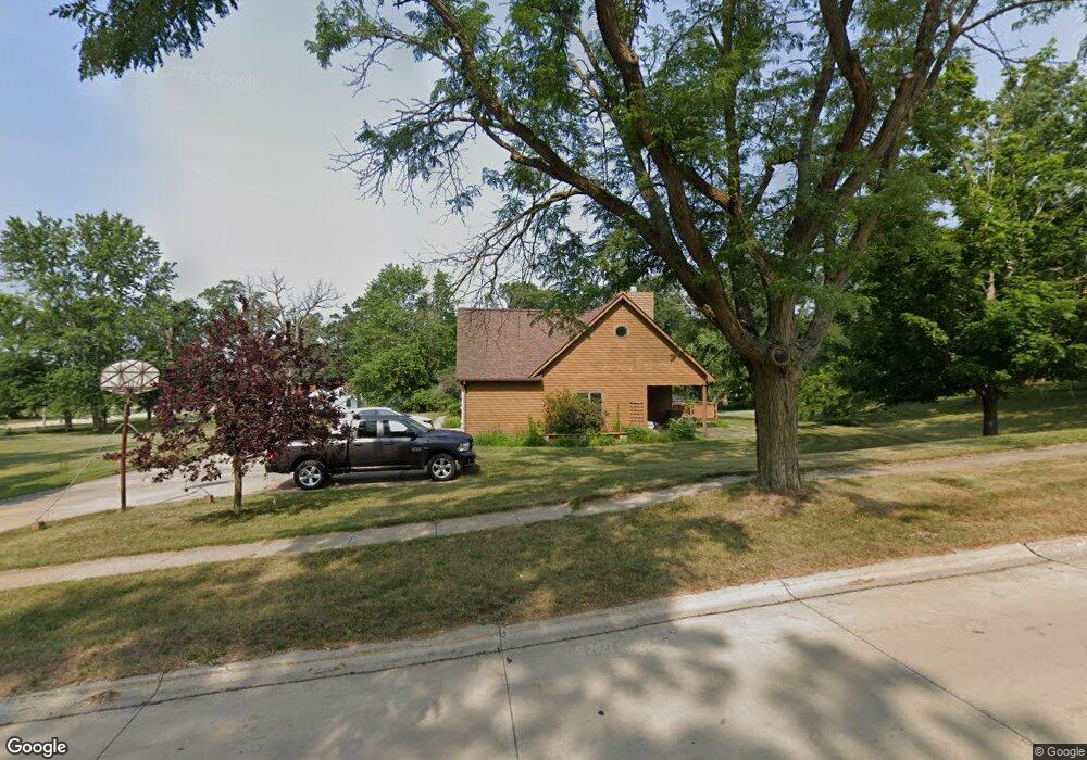 4205 Morelle Rd NE, Cedar Rapids, IA 52411 - photo 1