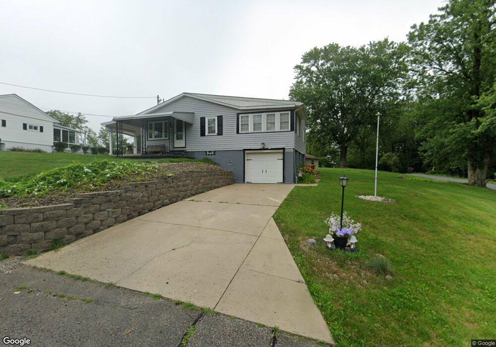 16424 Tague St, East Liverpool, OH 43920 - photo 1