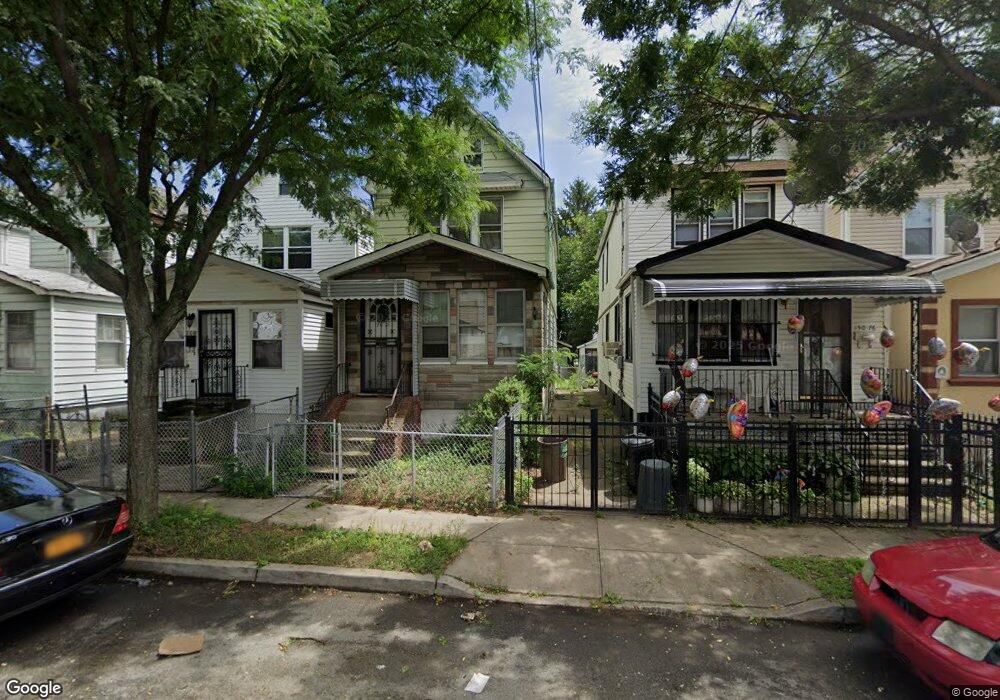 15078 116th Rd, Jamaica, NY 11434 - photo 1