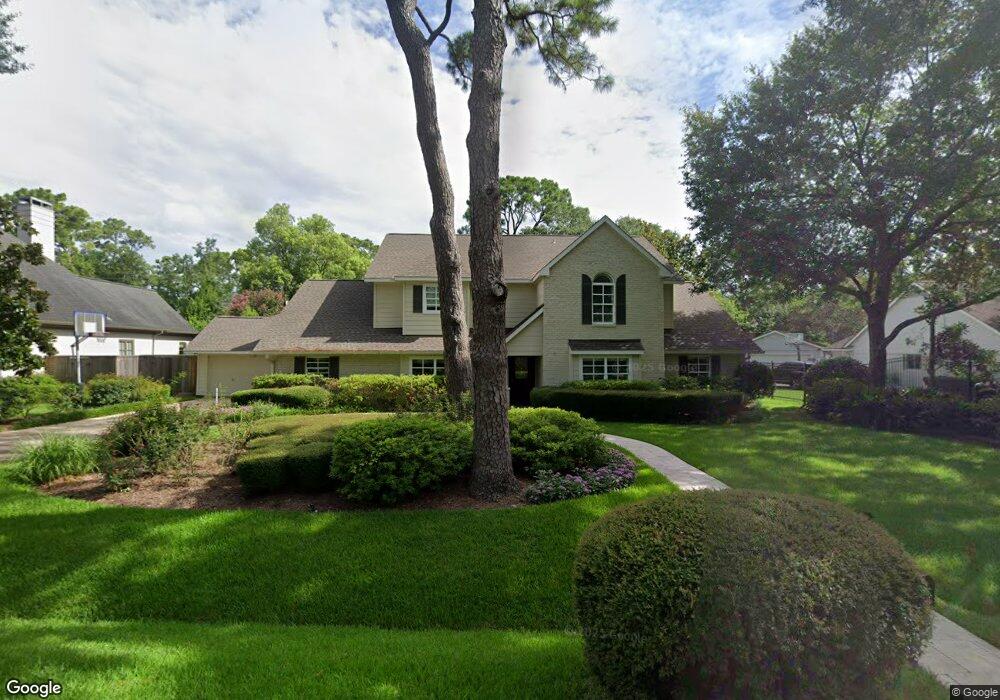 11752 Duart Dr, Houston, TX 77024 - photo 1