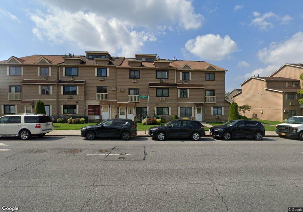 27 Gardenia Ln unit 27- A, Staten Island, NY 10314 - photo 1