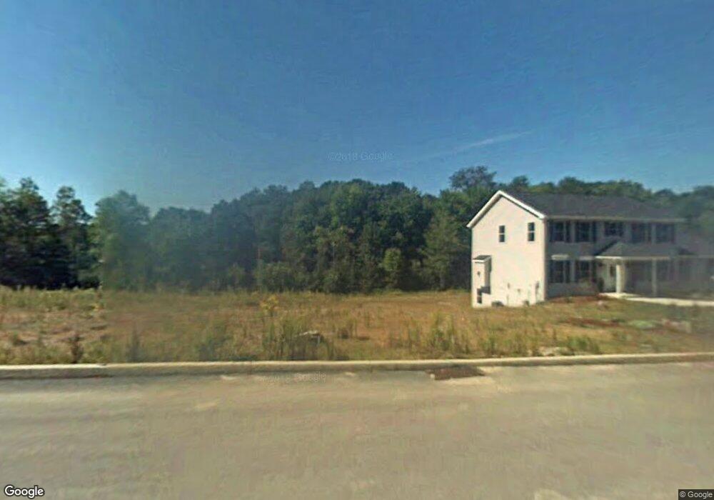 106 Black Walnut Dr, Olyphant, PA 18447 - photo 1