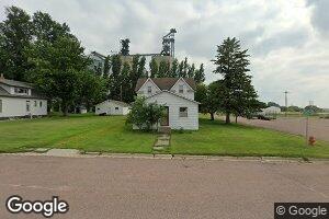 221 3rd St W, Jasper, MN 56144