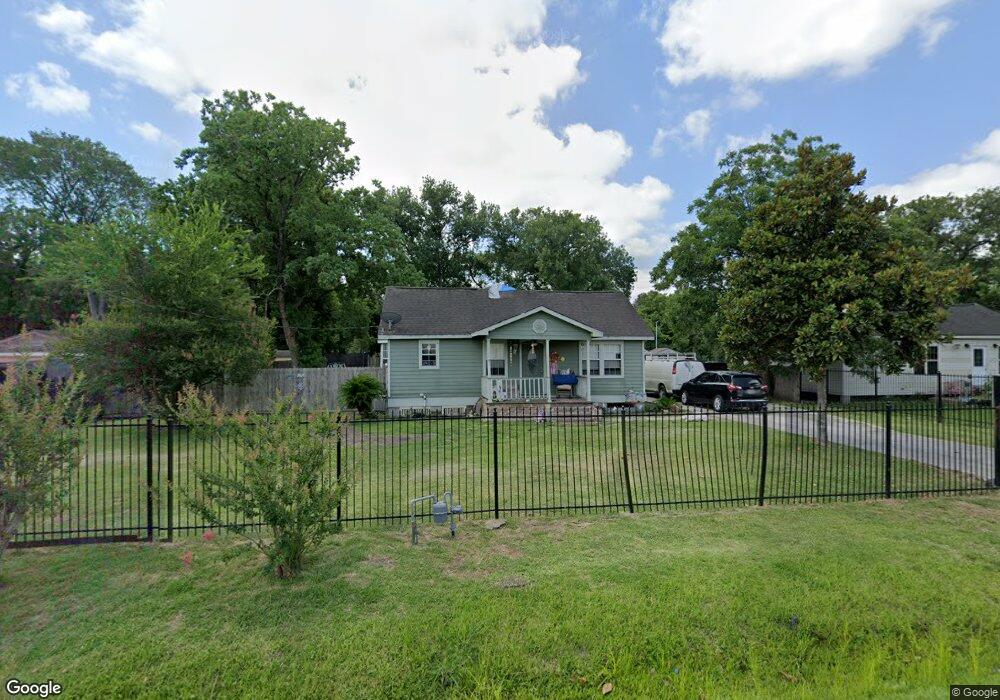 2636 Pine Tree Dr, Houston, TX 77093 - photo 1