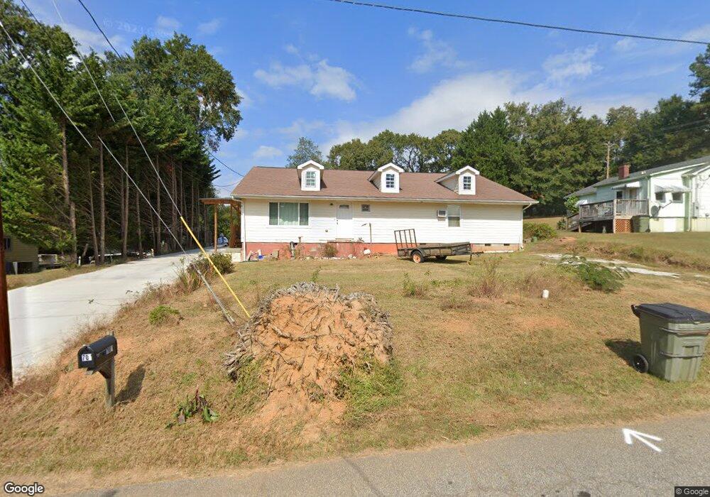 702 Tyre B Mauldin St, Walhalla, SC 29691 - photo 1