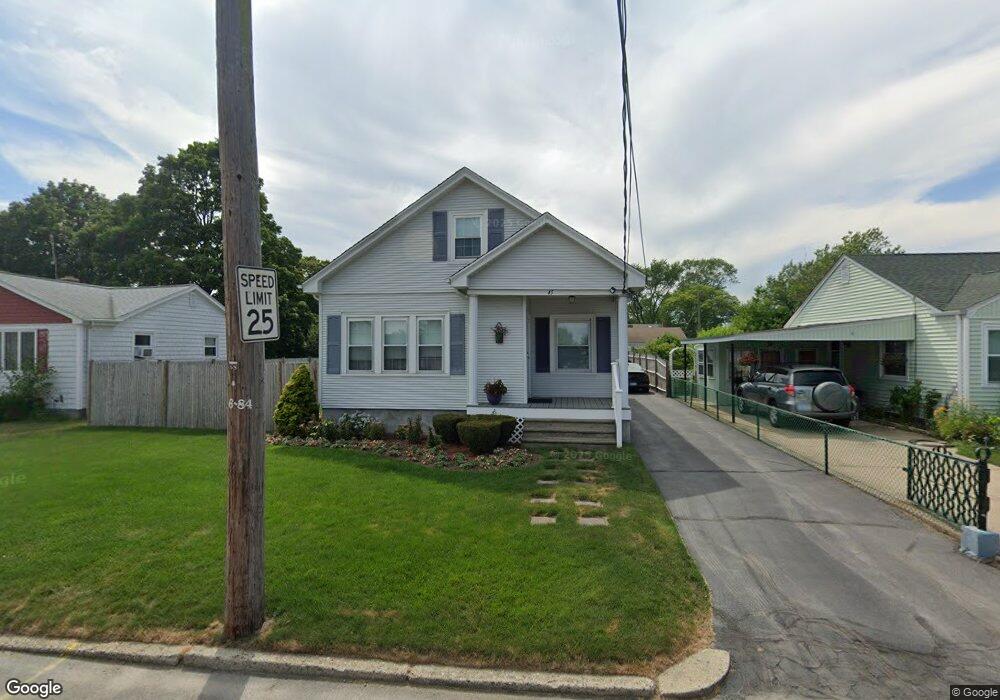 45 Ashburne St, Pawtucket, RI 02861 - photo 1