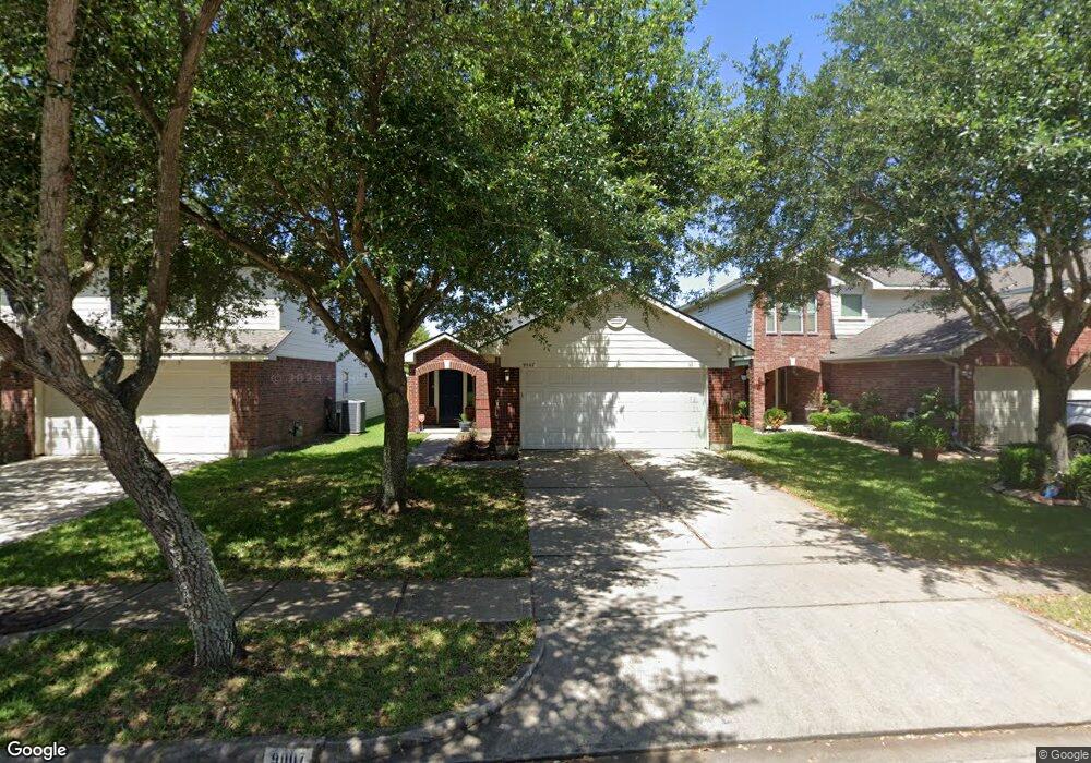 9007 Sporan Ln, Houston, TX 77075 - photo 1