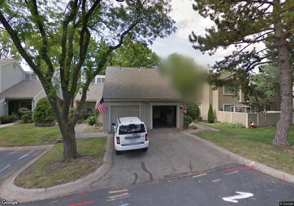 8011 Monrovia St, Lenexa, KS 66215 - photo 1