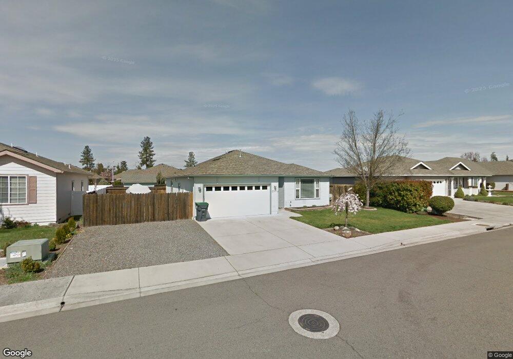 2597 Jeremy St, Central Point, OR 97502 - photo 1