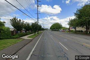 17626 NE Halsey St, Portland, OR 97230