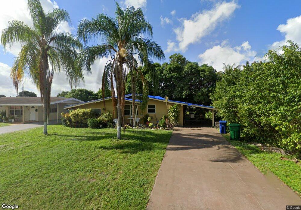 2654 Pine Tree Dr, Miramar, FL 33023 - photo 1