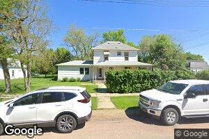 702 2nd Ave, Ipswich, SD 57451