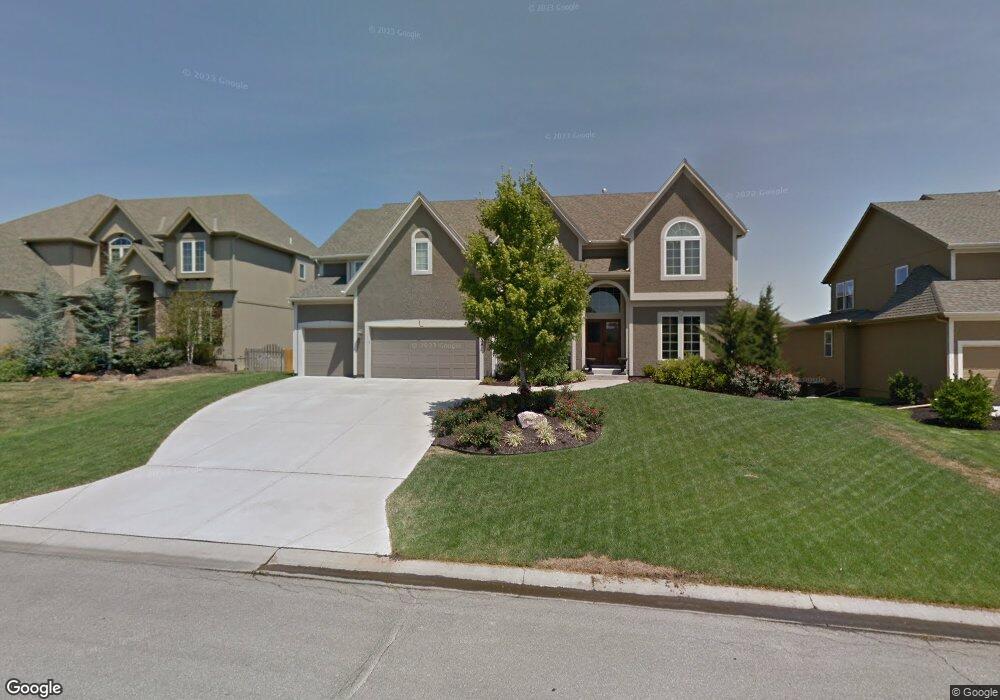 22304 W 58th Terrace, Shawnee, KS 66226 - photo 1