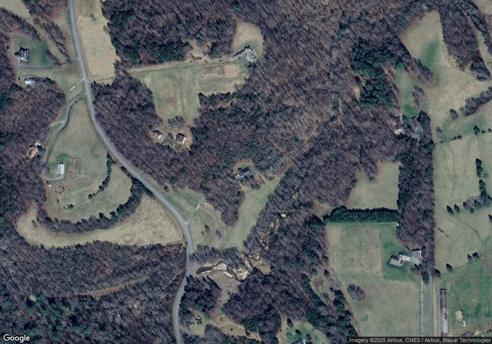 172 Laurel Creek Rd, Statesville, NC 28625 - photo 1