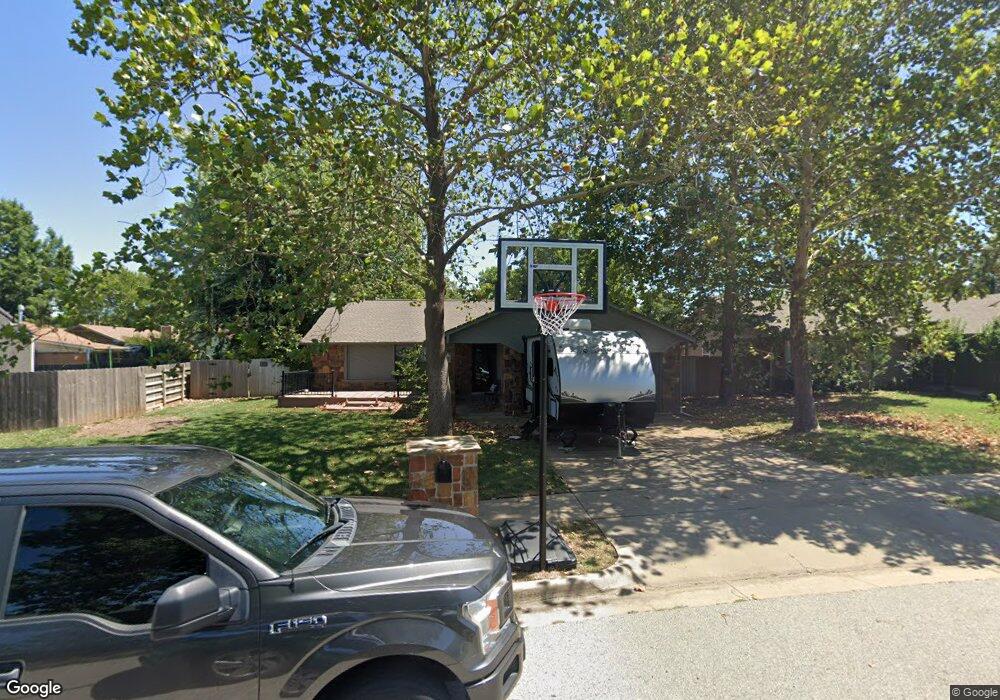 3805 S Sycamore Ave, Broken Arrow, OK 74011 - photo 1