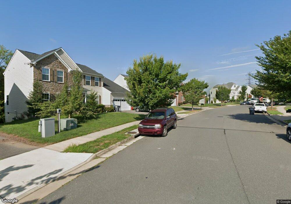 16435 Boatswain Cir, Woodbridge, VA 22191 - photo 1