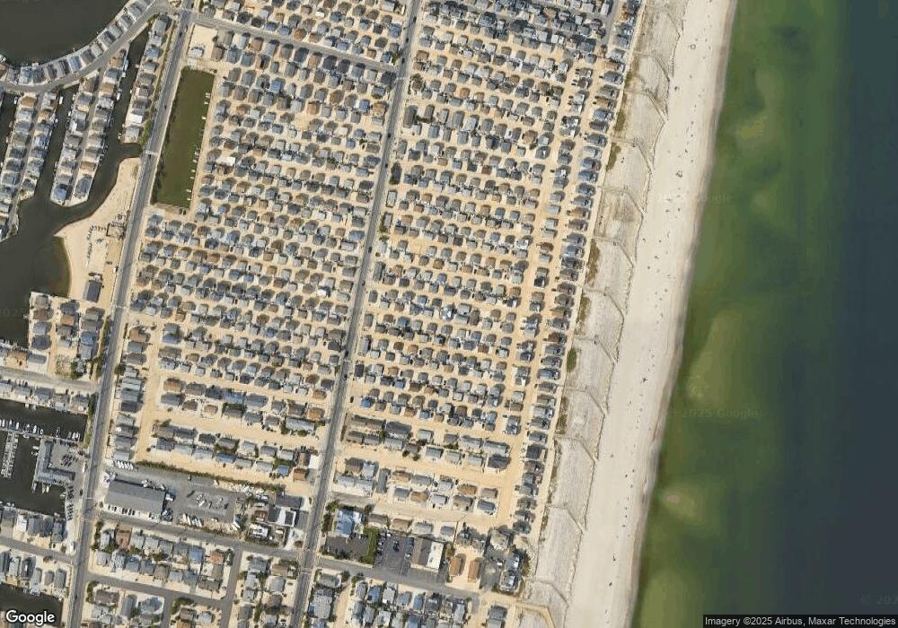 28 E Bonita Way unit Sept-Oct RENTAL, Lavallette, NJ 08735 - photo 1