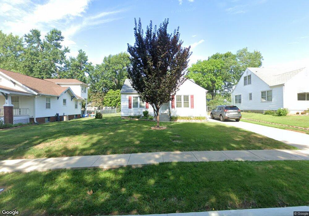 721 SW Webster Ave, Topeka, KS 66606 - photo 1