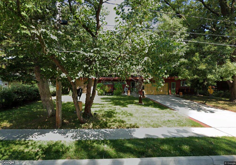 3921 Amick Ave, Des Moines, IA 50310 - photo 1