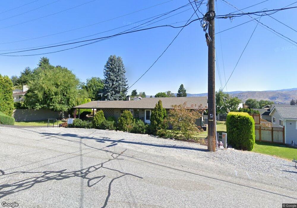 616 13th St NE, East Wenatchee, WA 98802 - photo 1