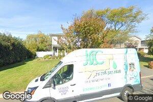 200 Juniper Cir S, Lawrence, NY 11559