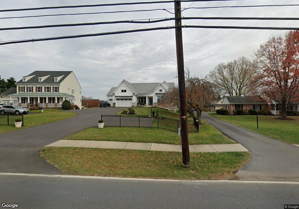 17917 Elgin Rd, Poolesville, MD 20837 - photo 1