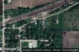 305 Railroad Ave, Dixon, IL 61021