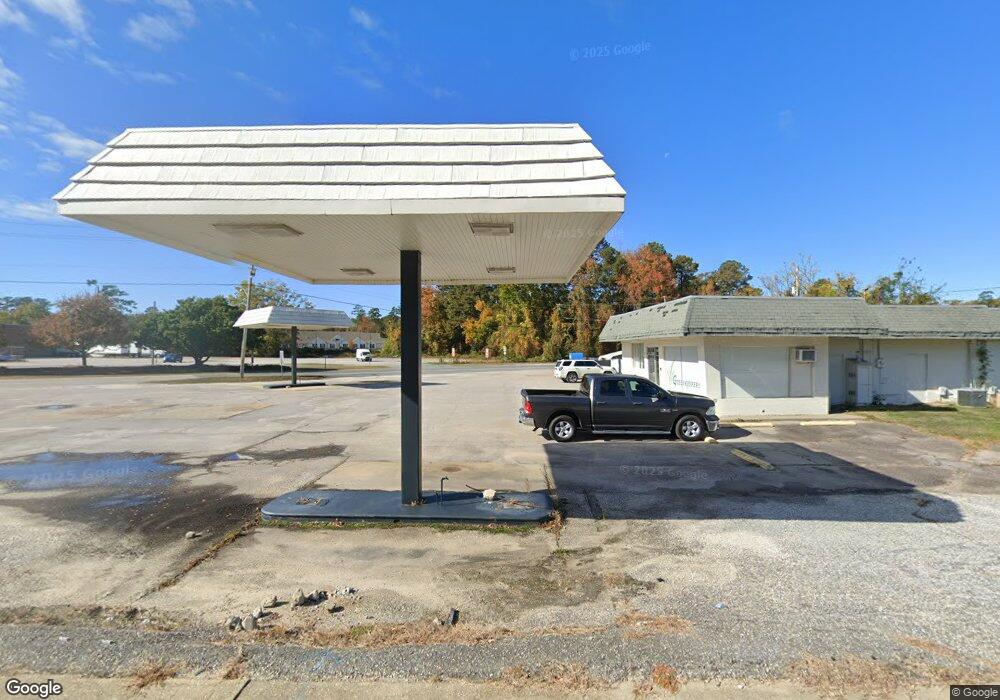 2615A Broad St, Camden, SC 29020 - photo 1