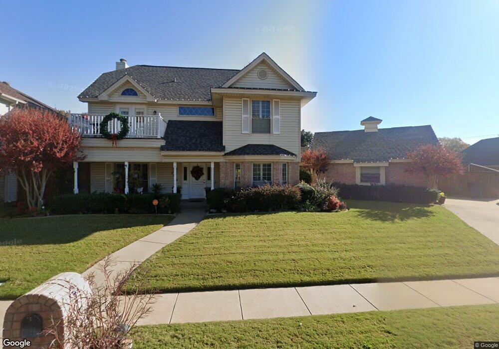 1108 Hidden Oaks Dr, Bedford, TX 76022 - photo 1