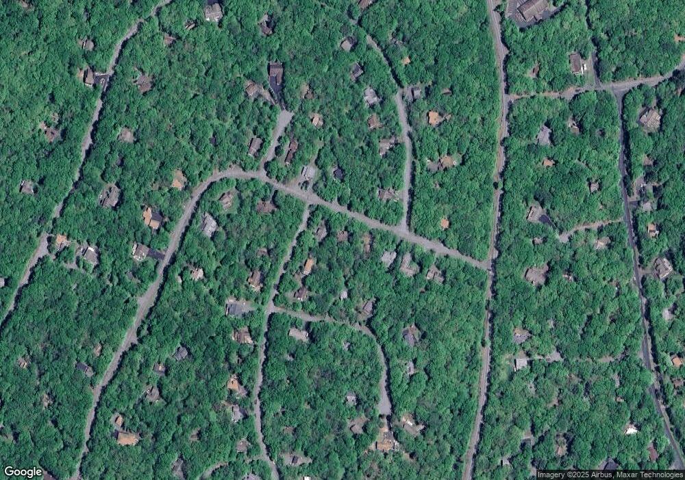 109 Fetlock Dr, Hawley, PA 18428 - photo 1