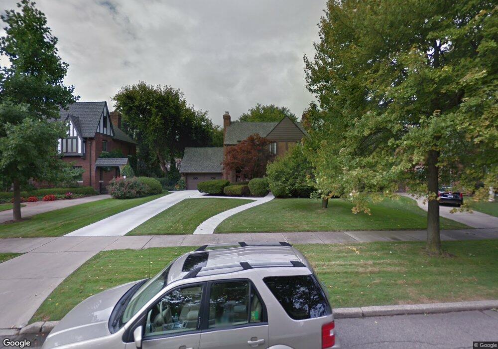 521 Pemberton Rd, Grosse Pointe Park, MI 48230 - photo 1