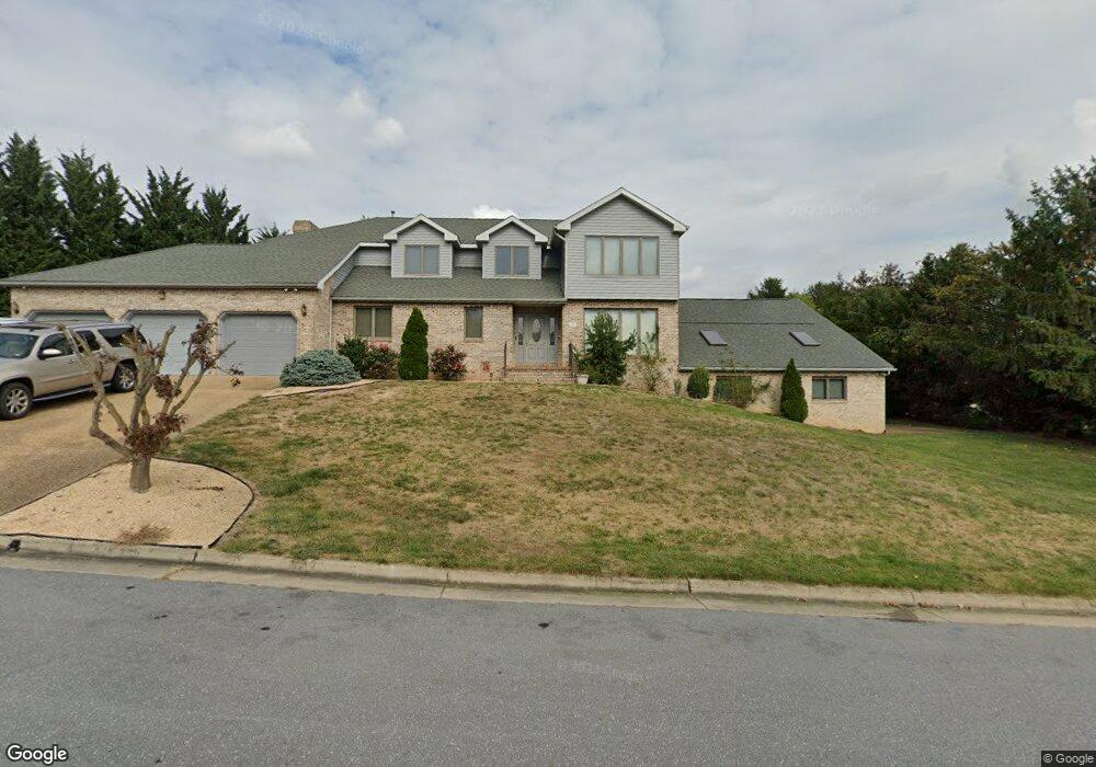 1935 Lynne Place, Harrisonburg, VA 22801 - photo 1