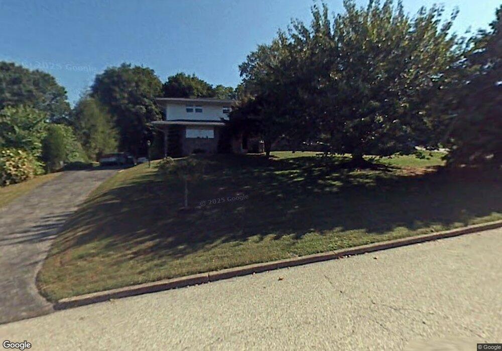 213 Laurel Ln, Broomall, PA 19008 - photo 1