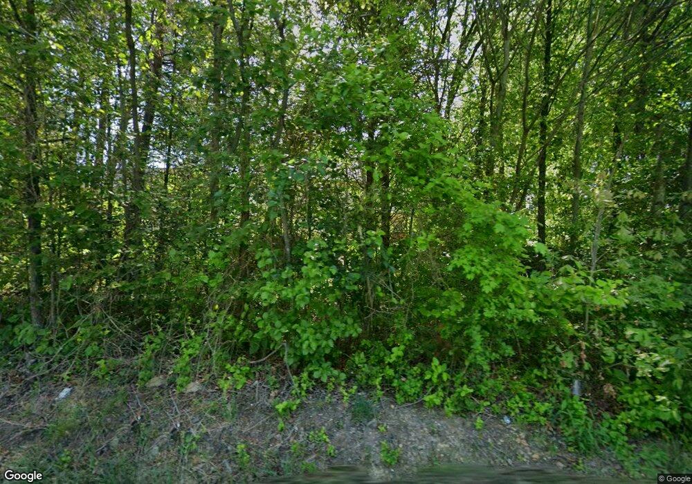 8532 Silverview Dr, Lorton, VA 22079 - photo 1