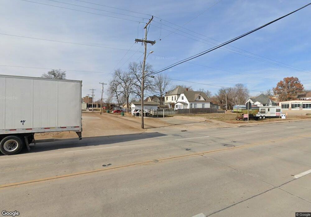 1600 Belmont Ave, Parsons, KS 67357 - photo 1