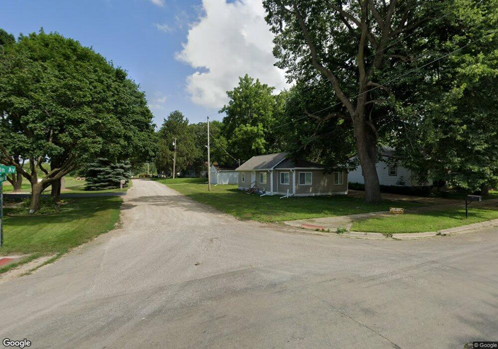 721 Plainview Ln, Albert Lea, MN 56007 - photo 1