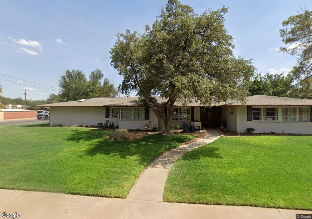 1401 Bedford Dr, Midland, TX 79701 - photo 1