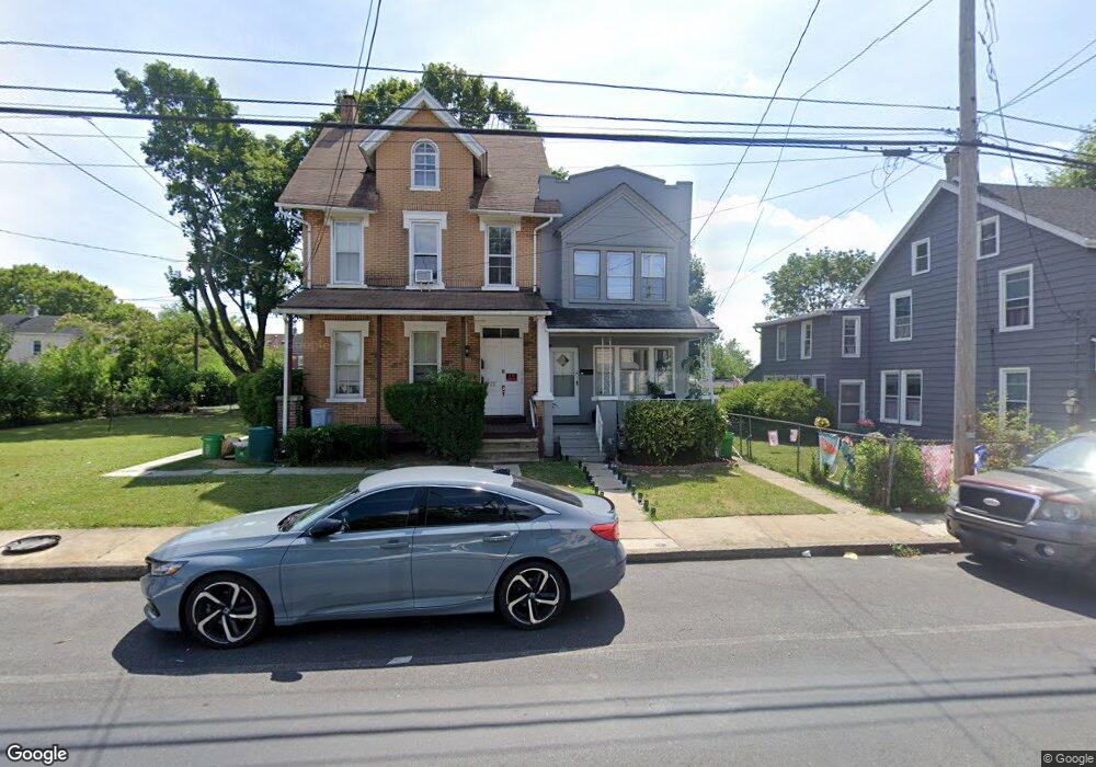 726 S Filmore St, Allentown, PA 18103 - photo 1