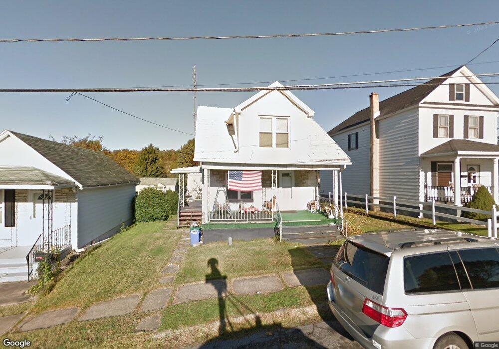 146 Center St, Dupont, PA 18641 - photo 1