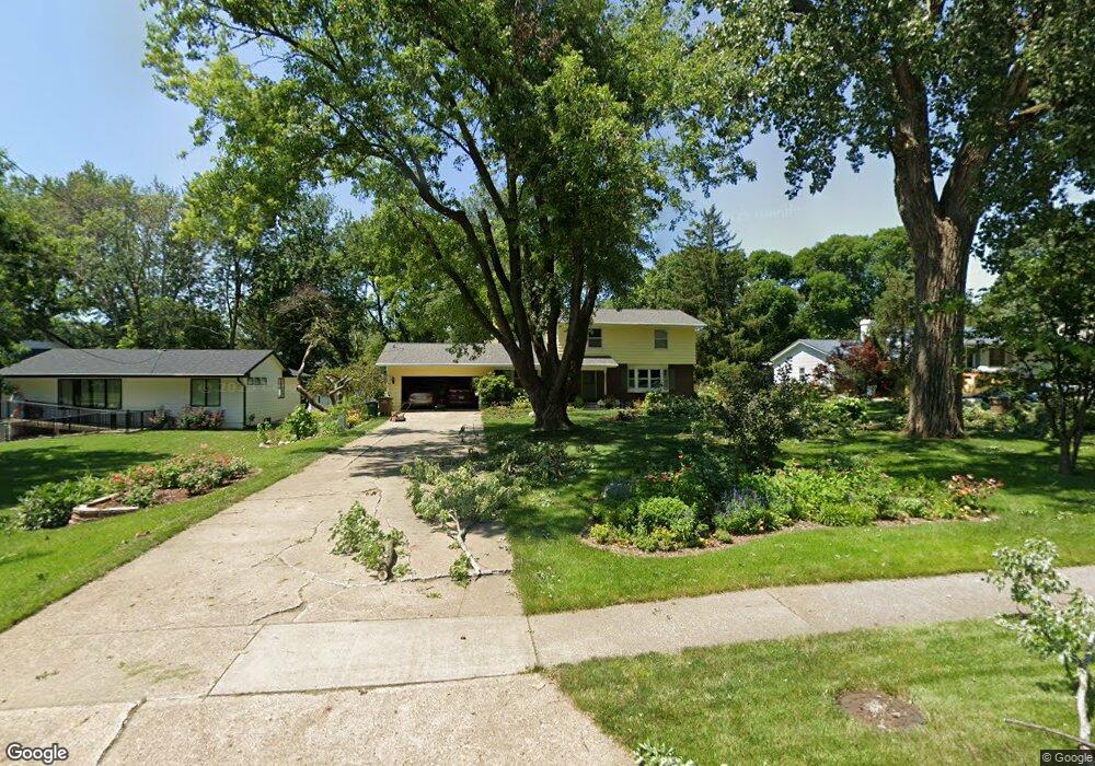 1036 31st St, West Des Moines, IA 50266 - photo 1