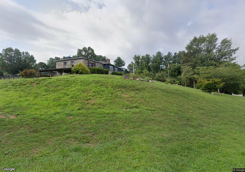 6714 Breezy Dr, Warrenton, VA 20187 - photo 1