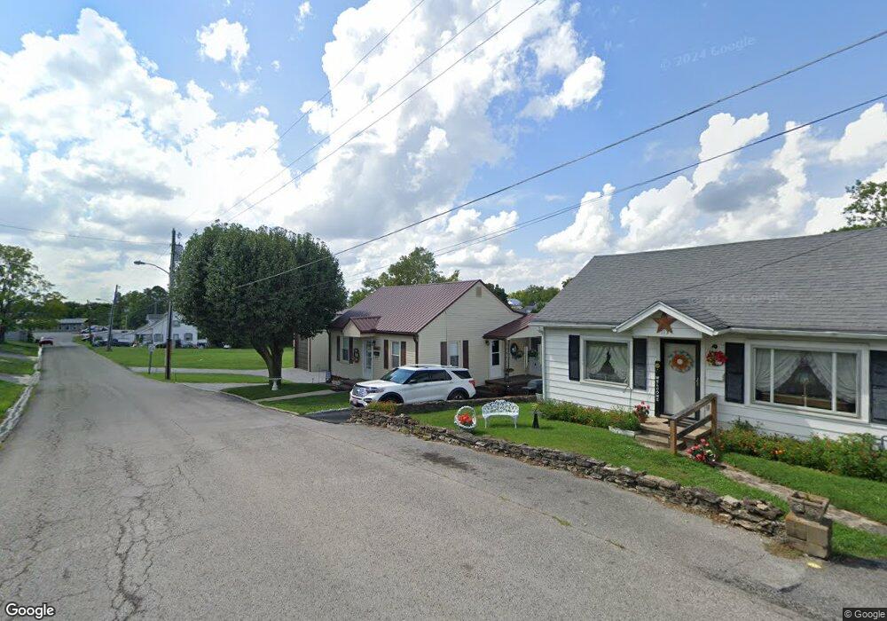 117 Ewing Ave, Harrodsburg, KY 40330 - photo 1