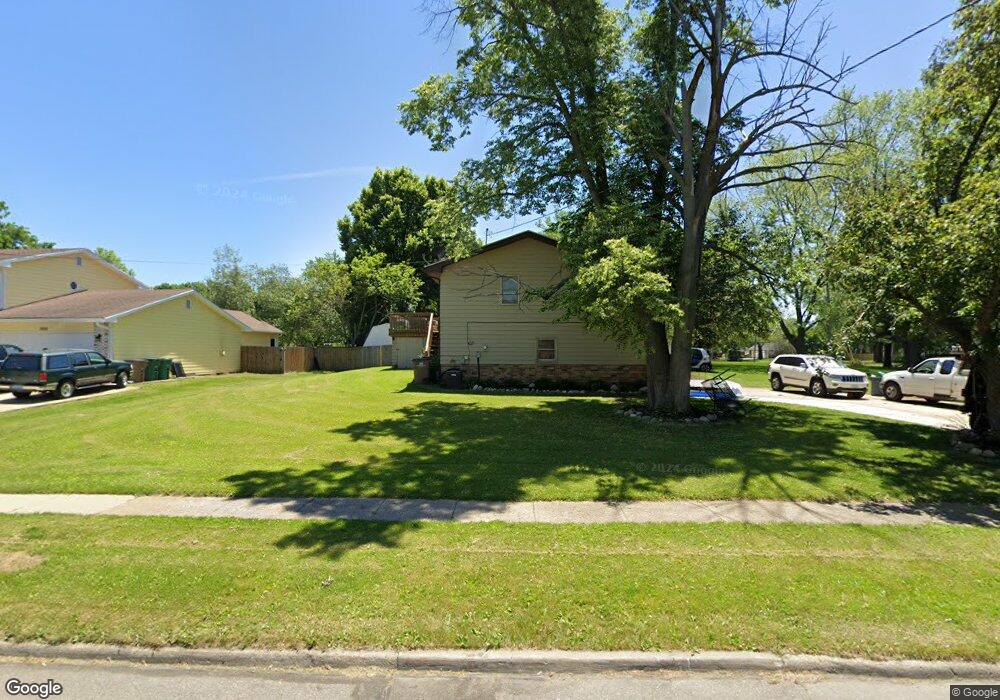 1155 31st St, West Des Moines, IA 50266 - photo 1